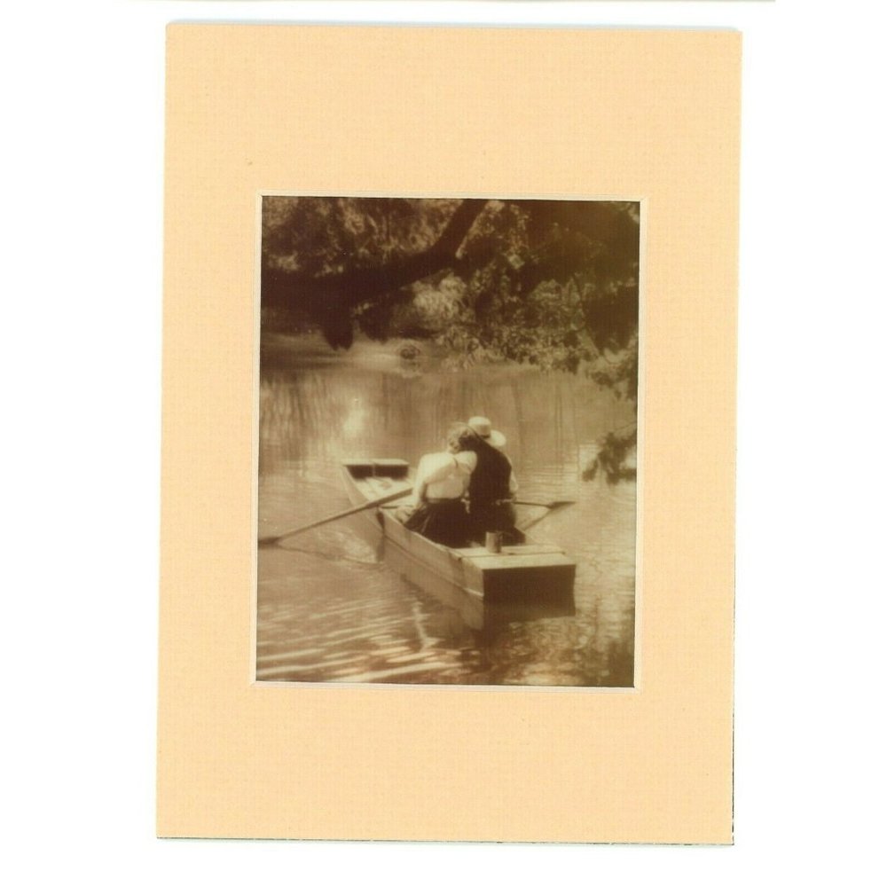 Love In a Rowboat Circa 1901 Portrait 3-d Photo Reprint‎ Stereographic Arts 5x7